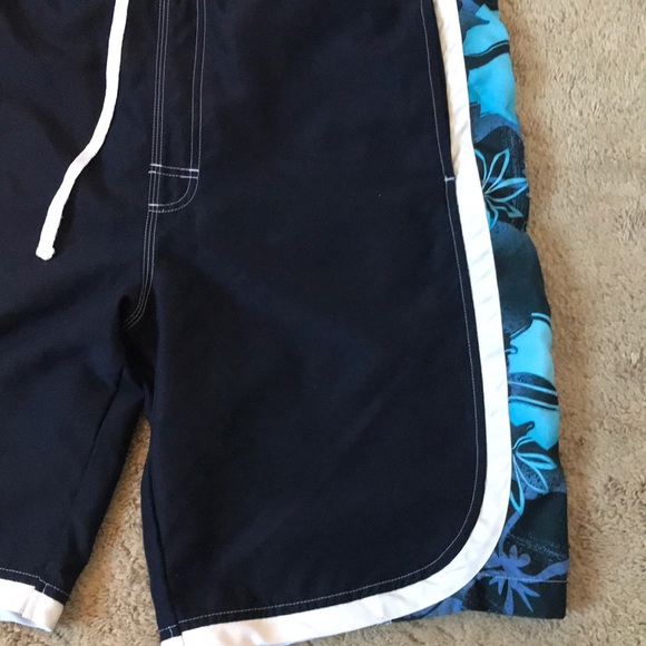 2/$10 Men’s Urban Pipeline Swim Trunks - Picture 2 of 5